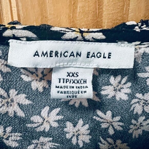 American Eagle black flowered botanical tie front crop sleeveless tank top XXS - Picture 5 of 6